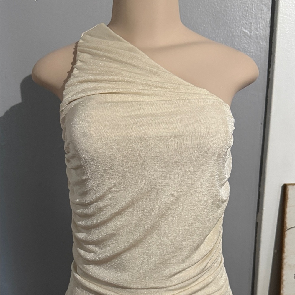 Elegant Cream One-Shoulder Dress - Picture 3 of 11